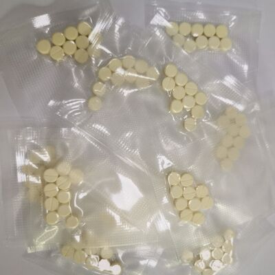 高純度 GS-441524 カット錠 20mg 40mg 50mg 60mg FIP サポートアプリケーションのための口服用